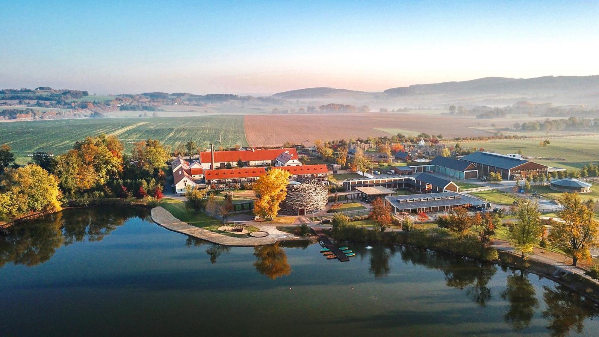 Resort Čapí Hnízdo Olbramovice (Benesov) Exterior foto